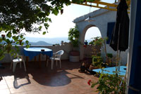 Terrasse mit Blick Richtung Meer